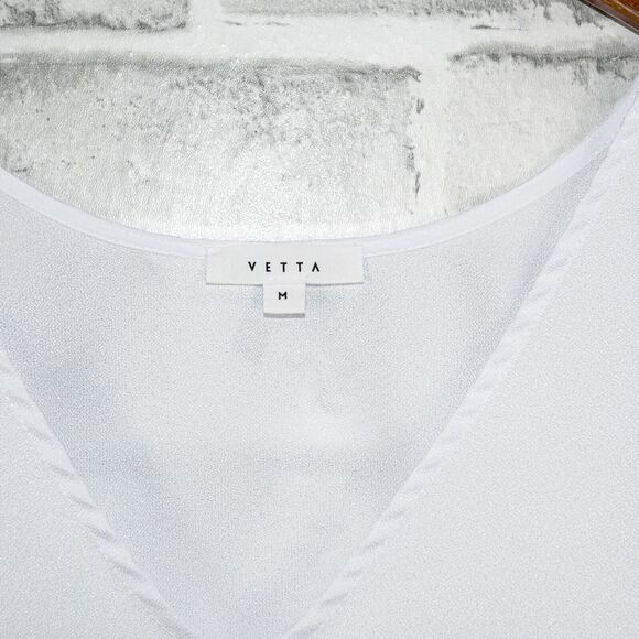 VETTA Women's Cropped V-Neck Blouse Short Sleeve White Size Medium - Picture 2 of 8